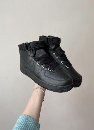 Жіночі демісезонні чорні шкіряні кросівки nike air force 1 🆕 високі найк аир форс