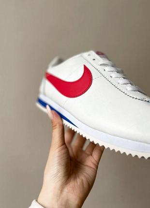 Жіночі демісезонні білі з червоним шкіряні кросівки nike cortez 🆕 найк кортез8 фото