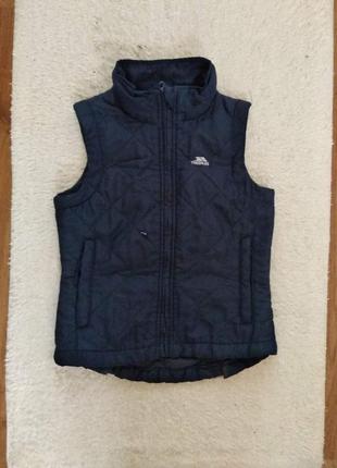 Практична безрукавочка trespass 5 - 6 років.