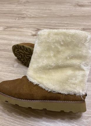 Оригінальні зимові чоботи ugg