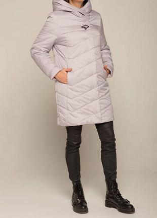 Женская куртка на весну/осень удлиненная, прямого кроя6 фото