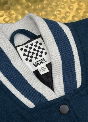 Крутий бомбер шерпа vans varsity letterman jacket4 фото