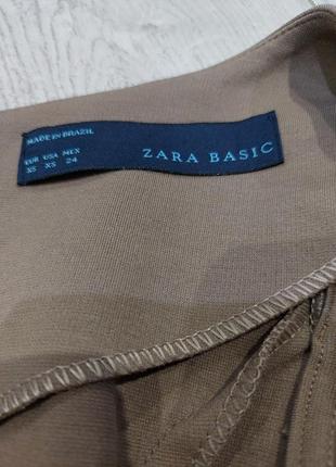 Платье zara basic с боковой баской цвета капучино xs-429 фото