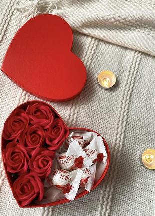 ❤️ оригинальный подарок, розы из мыла, цветы из мыла, коробочка с мыльными розами и рафаэлло, оригинальный подарок