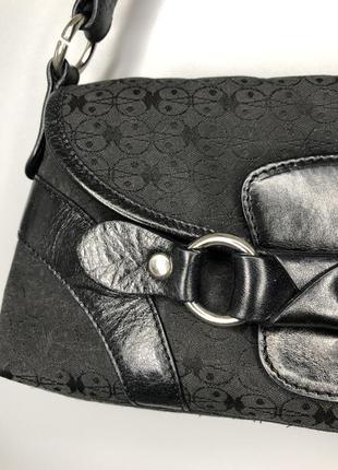 Сумка Coccinelle багет шкіряна канва вінтажна сумка-сідло брендовий з логотипом монограм7 фото