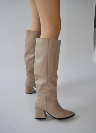 Ексклюзивні чоботи з натуральної італійської шкіри жіночі бежеві мокко3 фото