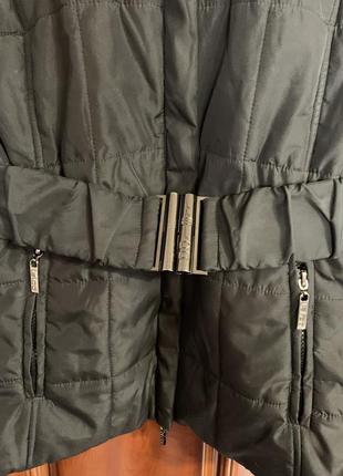 Утепленная куртка-ветровка с капюшоном6 фото
