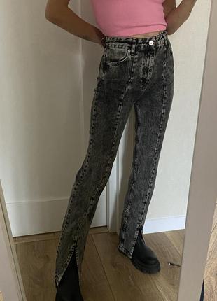 Трендові джинси з розрізами dilvin