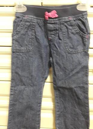 Дуже гарні джинси для дівчинки 2х років