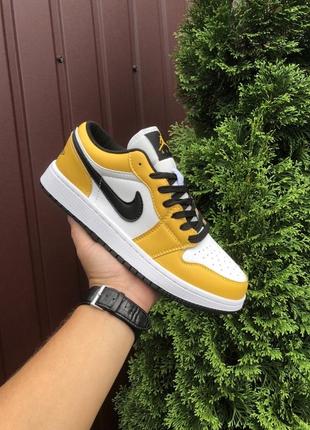 Чоловічі кросівки nike air jordan 1 low3 фото