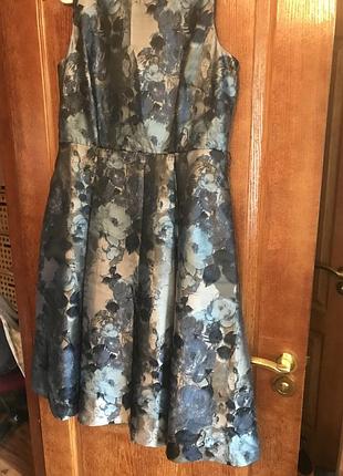 Вечірнє плаття