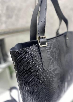 Черная - ​без логотипа - стильная качественная сумка из дорогого турецкого материала, с тиснением по4 фото