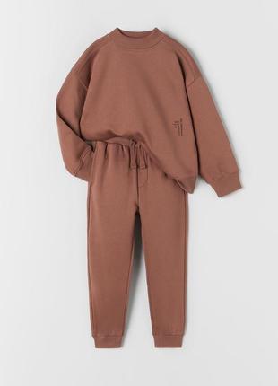Костюм zara штаны худи