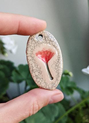Брошь кулон ручной работы керамика глина цветок бежевый розовый