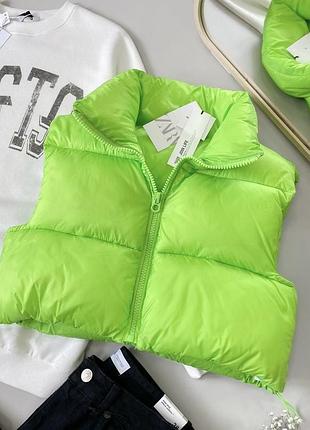 Укорочена жилетка zara