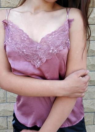 Майка з мереживом з гіпюром топ в наявності рожева пудра