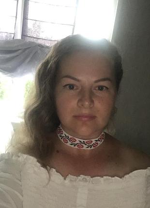 Чокер із бісеру в українському стилі