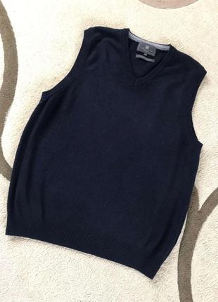 Тёплая шерстяная жилетка