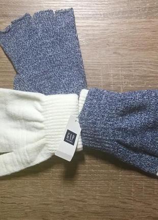 Теплі зимові рукавички gap. з бірками.