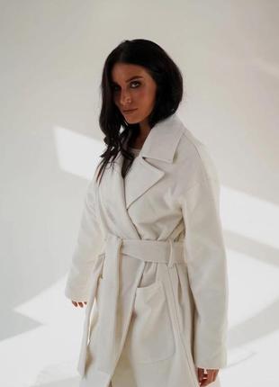 42-58р жіноче біле пальто вовна відкладний комір під пояс нижче колін на синтепоні і підкладці3 фото