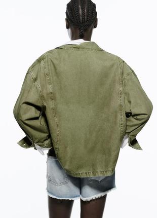 Zara куртка рубашечного кроя с асимметричным низом, размер s6 фото