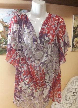 Легка напівпрозора блузка батал