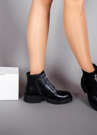 Женские черные ботинки с двумя молниями кожаные 36-412 фото