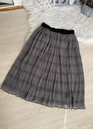 Спідниця юбка міді