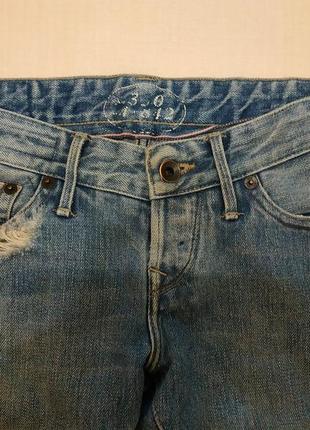 Плотные ровные джинсы с потертостями3 фото