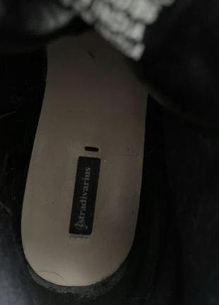 Кожаные ботинки stradivarius 2