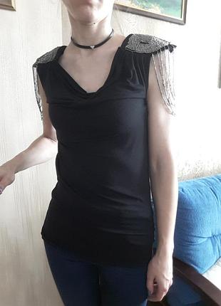 Футболка нарядная