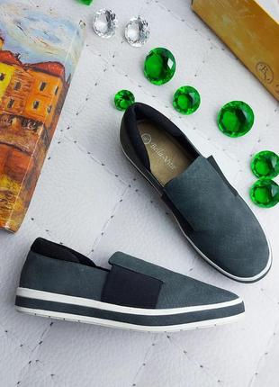 Bella vita оригінал сірі сліпони на широку ніжку