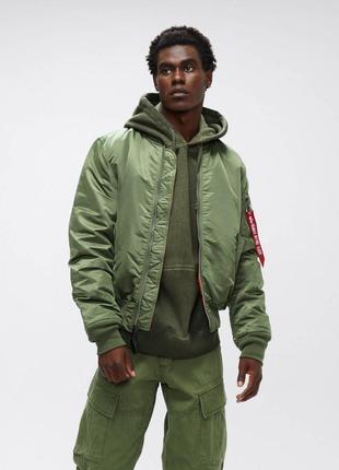 В наявності бомбер alpha industries ма-1 w bomber куртка