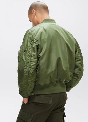 В наявності бомбер alpha industries ма-1 w bomber куртка8 фото