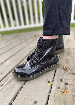 Женские высокие кожаные ботинки dr. martens 1460 galaxy