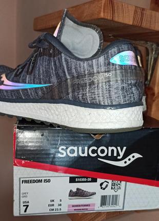 Кросівки saucony freedom iso4 фото