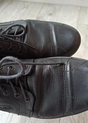 Черные мужские туфли golovin кожаные качественные на каждый день натуральная кожа спортивные черные9 фото