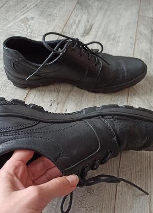 Черные мужские туфли golovin кожаные качественные на каждый день натуральная кожа спортивные черные10 фото