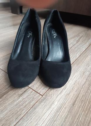 Чорні туфлі6 фото