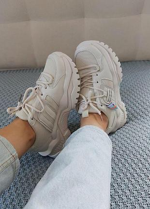Жіночі кросівки shoes beige white

женские кроссовки