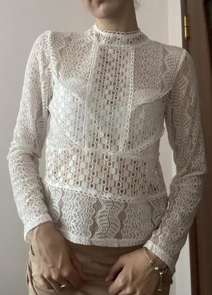 Красивезна кружевна біла блуза від h&m3 фото