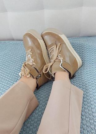 Жіночі ботінки boots beige v2

женские ботинки