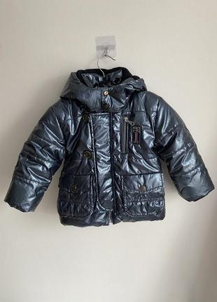 Куртка на синтепоні . тепла . підійде на 12 . 18. 24 місяці