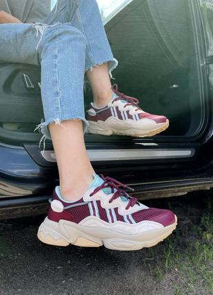 Adidas ozweego bordo beige яркие женские легкие разноцветные кроссовки с сеточкой бордовые бежевые голубые жіночі легкі кросівки
беж бордові