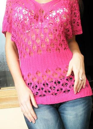 Снизила цену интересная розовая кофточка с коротким рукавом.