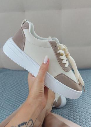 Жіночі кросівки sneakers beige white

женские кроссовки7 фото