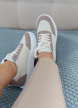 Жіночі кросівки sneakers beige white

женские кроссовки