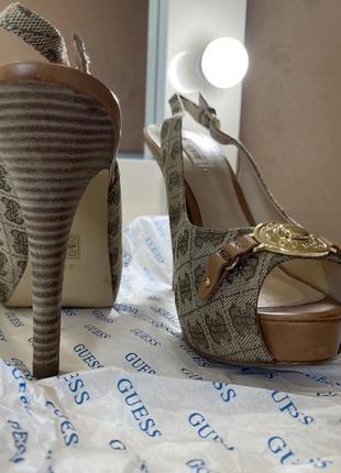 Guess босоніжки оригінал