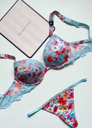 Красивий комплект зі стразами victorias secret