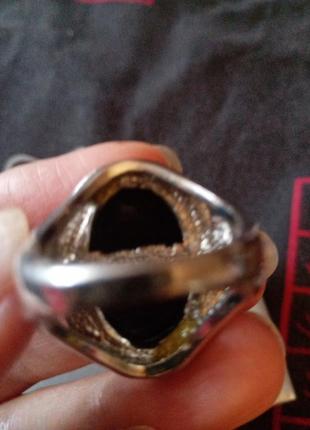 Кольцо с камнем 4